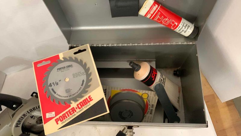 Photo 1 of PORTER CABLE 4 1/2” RADIAL SAW AND CASE