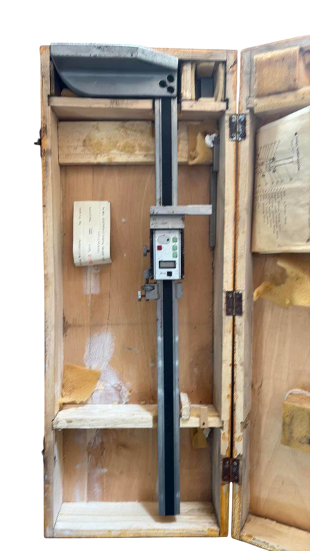 Photo 1 of ELECTRONIC DIGITAL HEIGHT GAUGE 0-127”