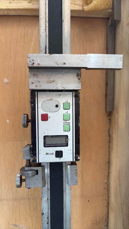 Photo 1 of ELECTRONIC DIGITAL HEIGHT GAUGE 0-127”