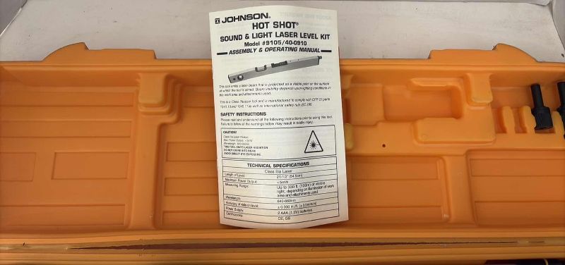 Photo 1 of JOHNSON LASER LEVEL TRIPOD BEAN TOOL KIT #9105