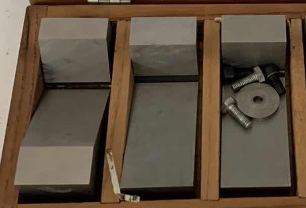 Photo 1 of TOOLS GAGE BLOCK SET WITH CASE