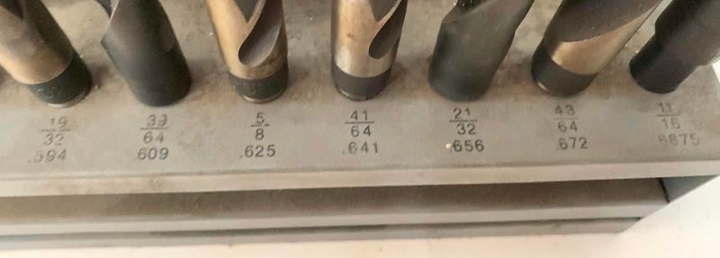 Photo 1 of TOOLS HUOT VARIOUS DRILL BITS
