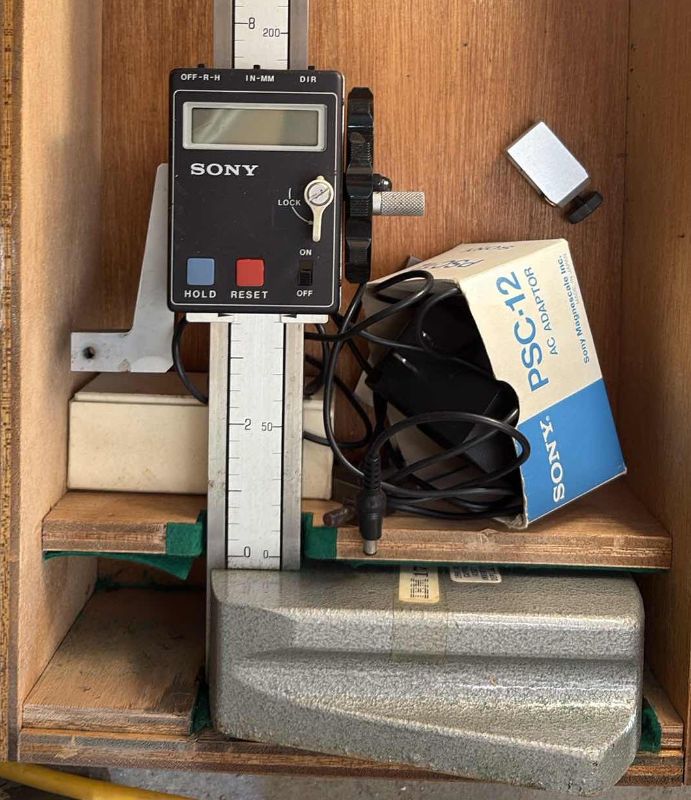 Photo 1 of SONY DIGITAL HEIGHT GAUGE 31”