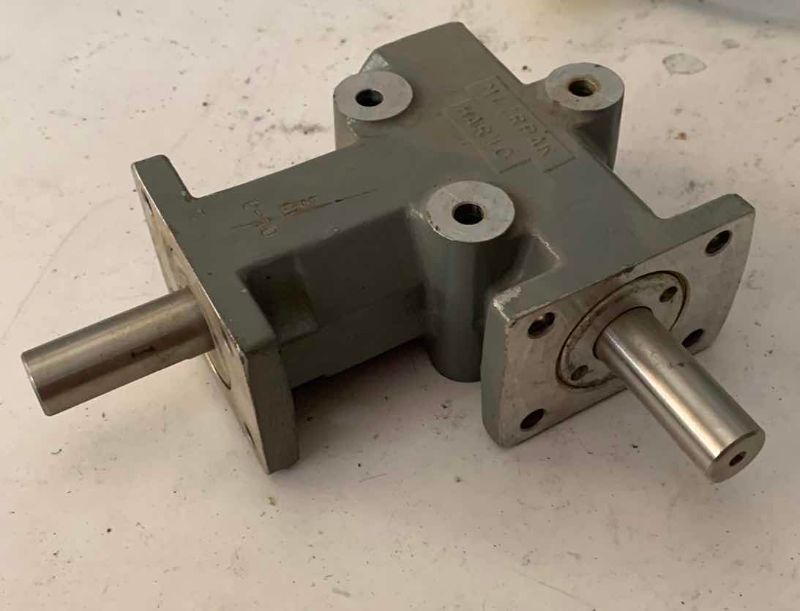 Photo 1 of MITRPAK RIGHT ANGLE SPIRAL GEAR DRIVE