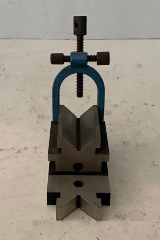Photo 1 of V-BLOCK INDIVIDUAL STEEL MAGNETIC