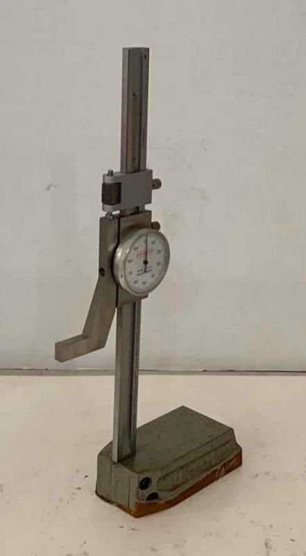 Photo 1 of HEIGHT GAUGE 11 X 4