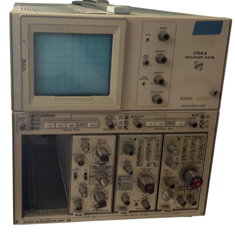Photo 1 of $450 TEKTRONIX 7704A ANALOG 
OSCILLOSCOPE INCOMPLETE