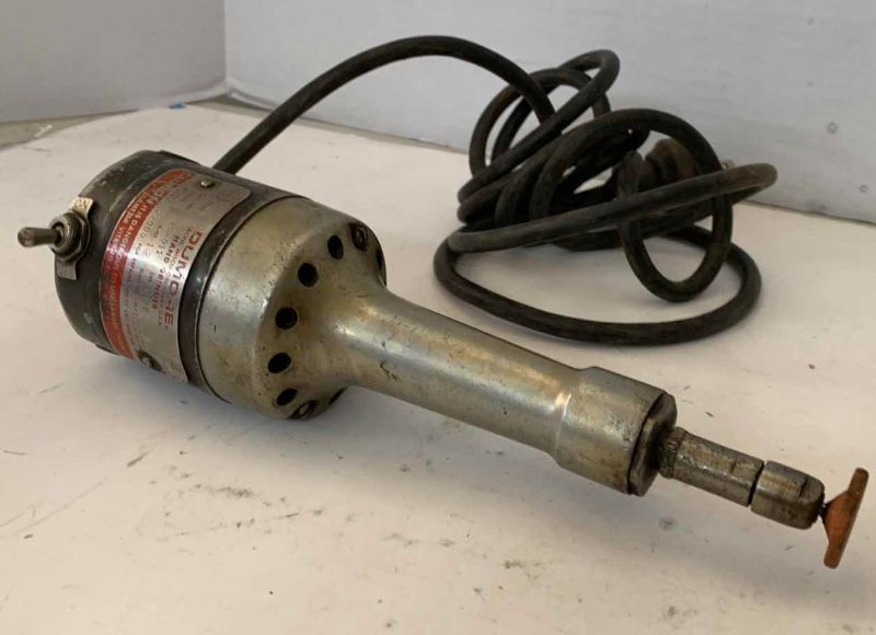 Photo 1 of VINTAGE DUMORE SERIES 10 HAND GRINDER KNOWN FOR PRECIISION TOOL AND DIE WORK