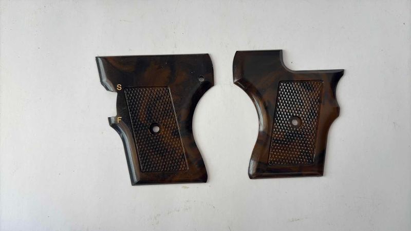 Photo 1 of SMITH&WESSON, CROSMAN PISTOL GRIPS