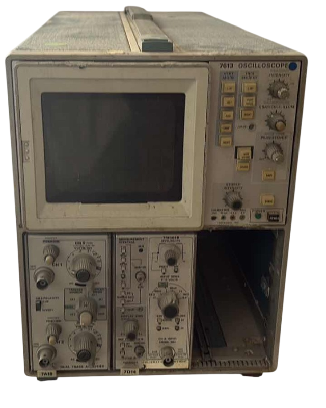 Photo 1 of $320 TEKTRONIX 7613 STORAGE OSCILLOSCOPE