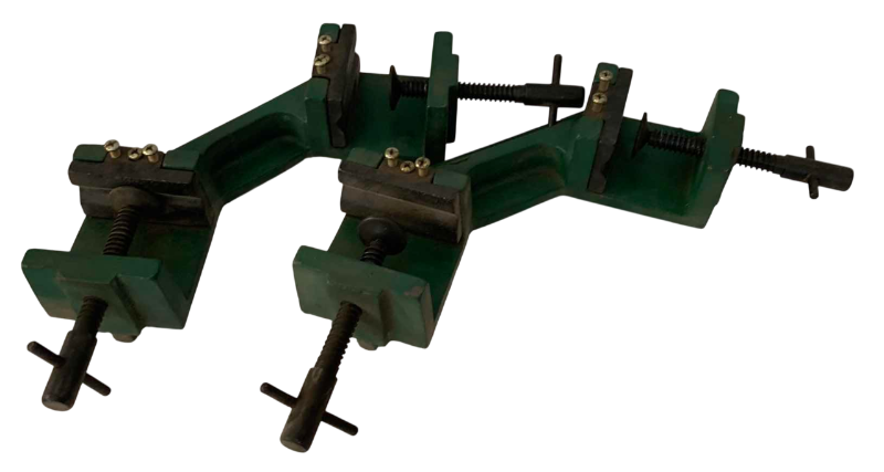 Photo 1 of 90 DEGREE WELDING ANGLE CLAMP 2 PC