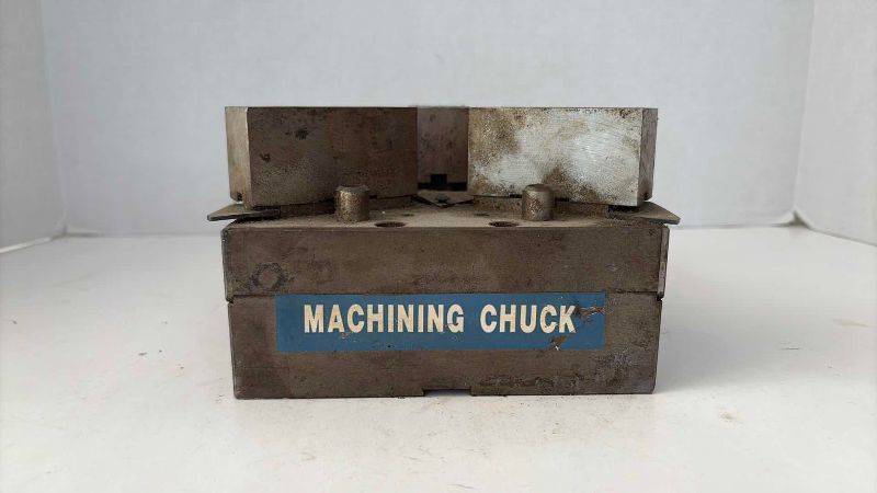 Photo 1 of MACHINING CHUCK