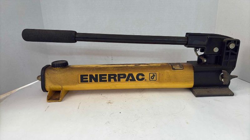 Photo 1 of ENERPAC P-391 HYDRAULIC HAND PUMP