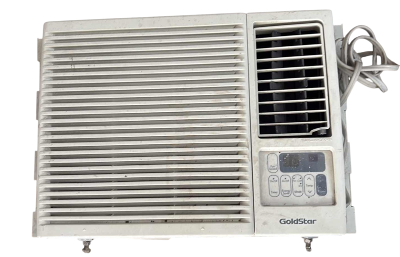 Photo 1 of GOLDSTAR A/C WINDOW UNIT MODEL M8003R