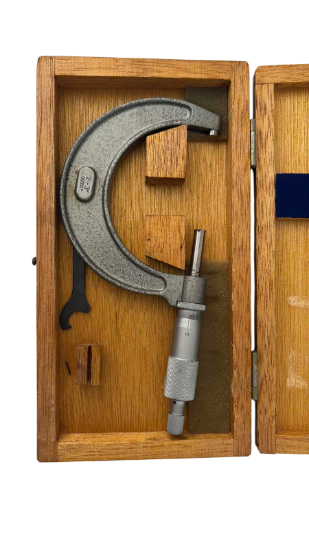 Photo 1 of MICROMETER 2-3”