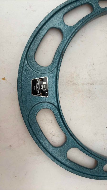 Photo 1 of FOWLER OUTSIDE MICROMETER 8-9”