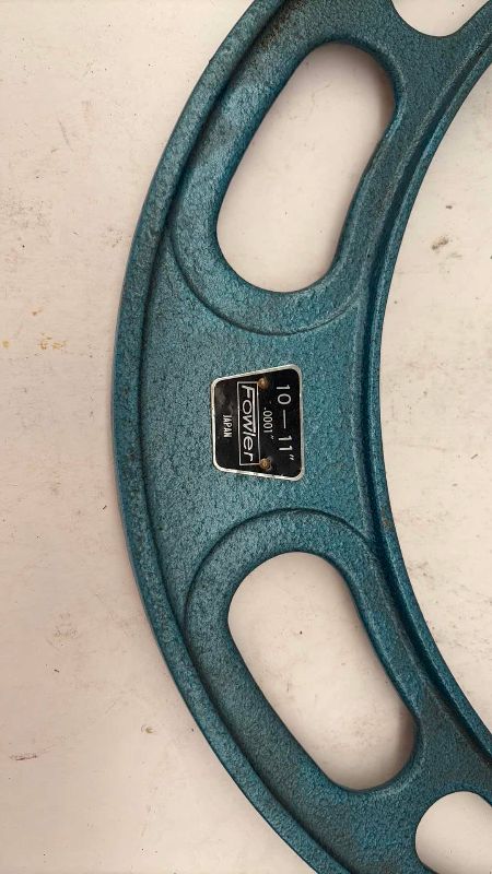 Photo 1 of FOWLER OUTSIDE MICROMETER 10-11”