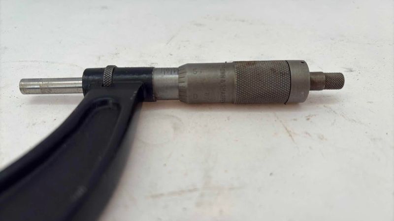 Photo 1 of BROWNE&SHARPE OUTSIDE MICROMETER