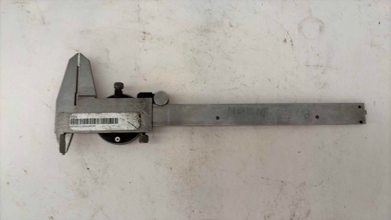 Photo 1 of MITITUYO DIAL CALIPER 6”