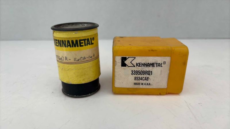 Photo 1 of 2 KENNMETAL TURNING TOOL HOLDERS