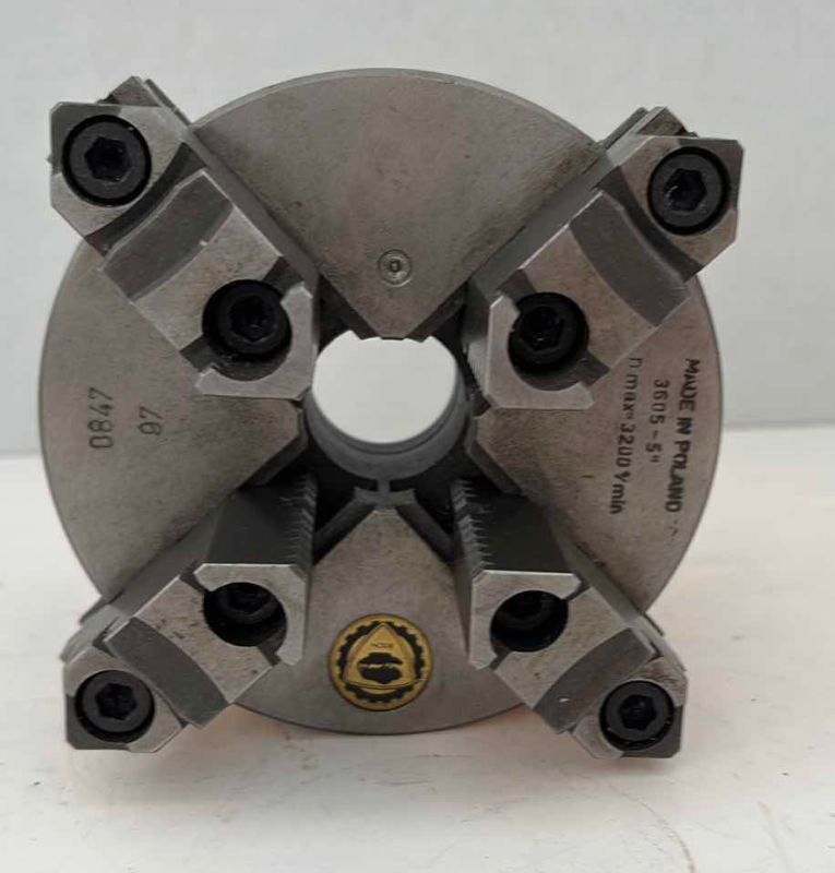 Photo 1 of BISON 4-JAW SELF CENTERING LATHE CHUCK