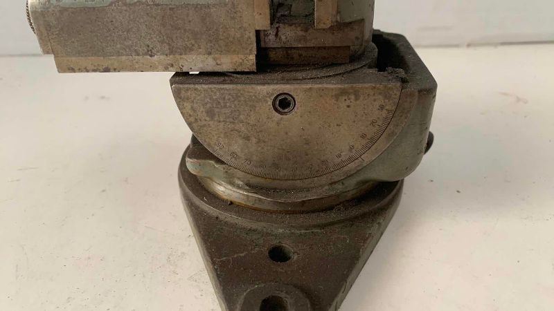 Photo 1 of MACHINE TOOL DRILL PRESS MILLING VISE W/SWIVEL