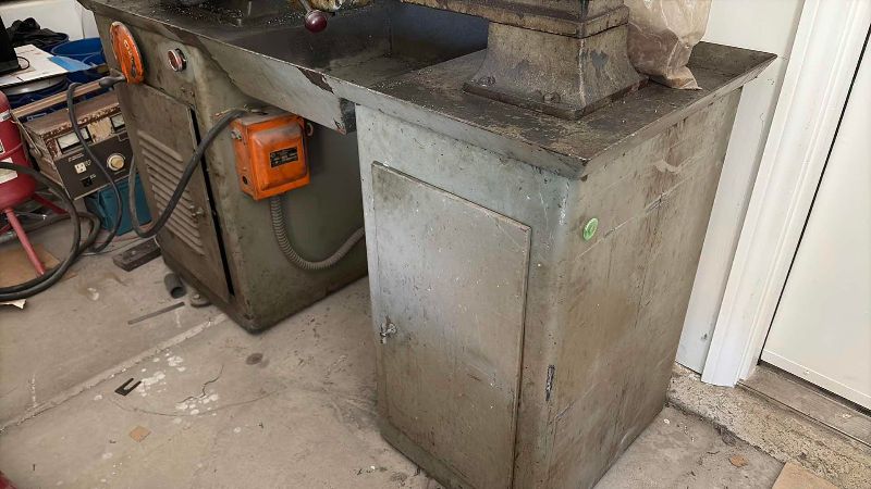 Photo 1 of LOGAN LATHE MODEL 2558 V