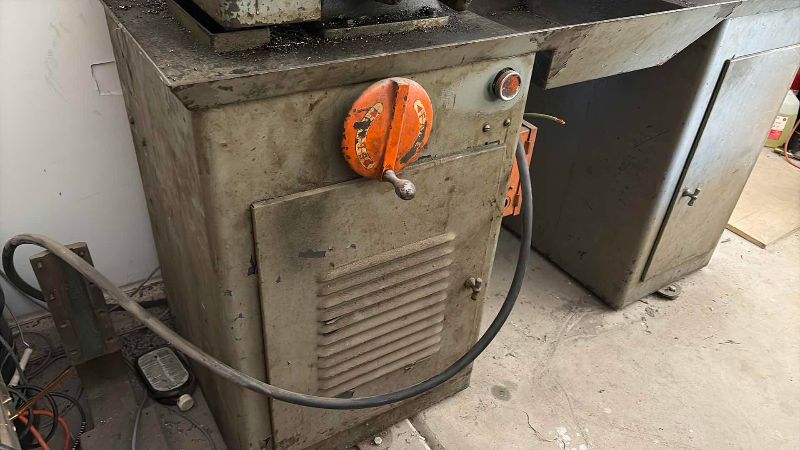 Photo 1 of LOGAN LATHE MODEL 2558 V