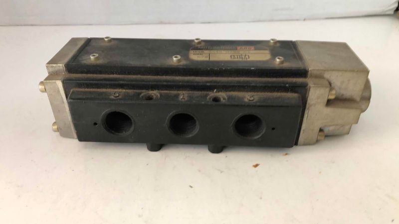 Photo 1 of ARO 4-WAY PNEUMATIC VALVE