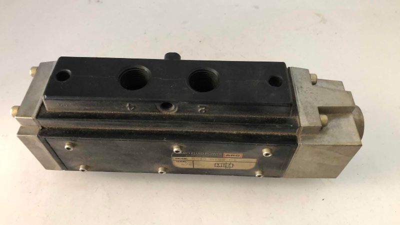Photo 1 of ARO 4-WAY PNEUMATIC VALVE