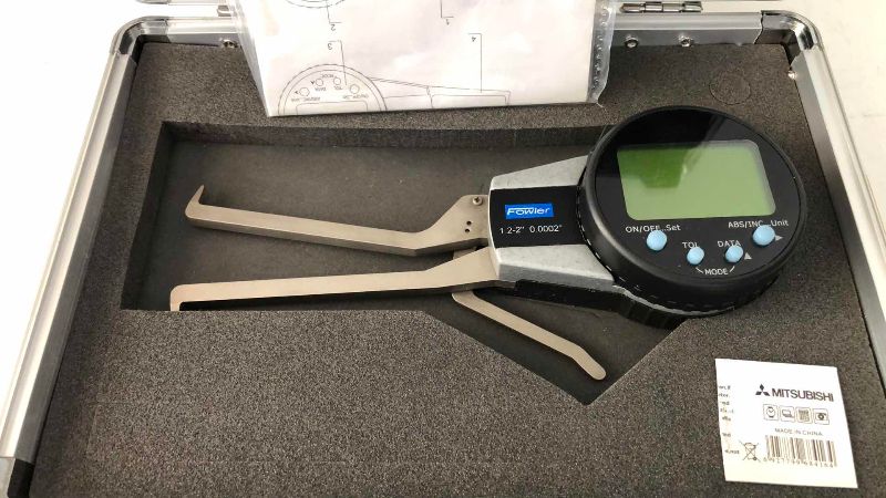 Photo 1 of FOWLER INTERNAL ELECTRONIC CALIPER GAUGE