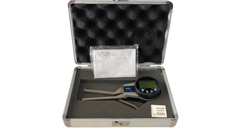 Photo 1 of FOWLER INTERNAL ELECTRONIC CALIPER GAUGE