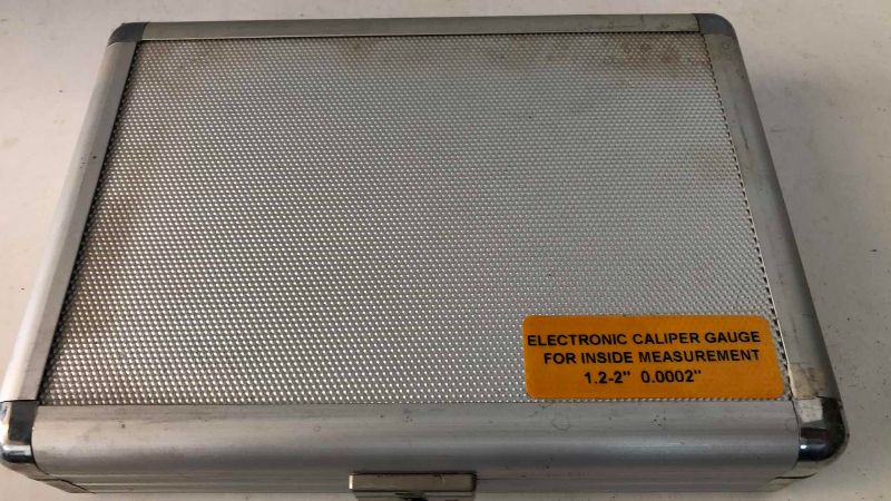 Photo 1 of FOWLER INTERNAL ELECTRONIC CALIPER GAUGE
