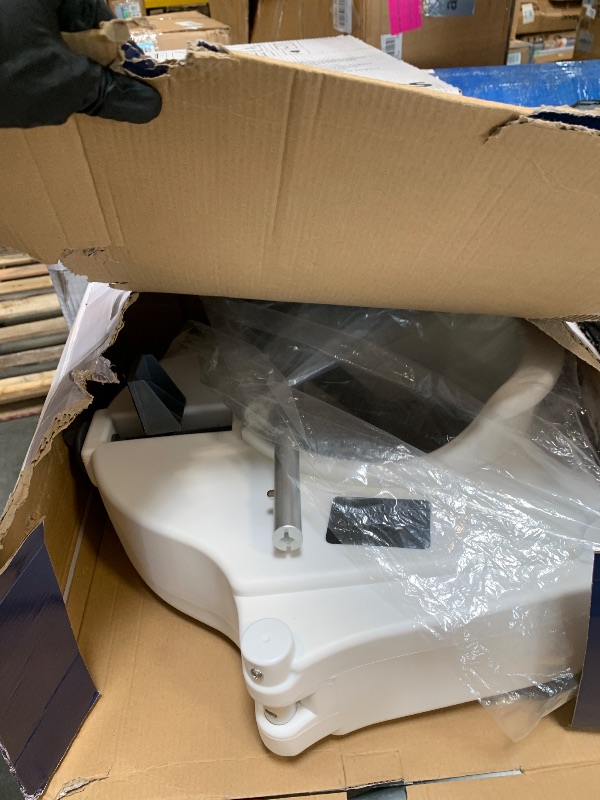 Photo 1 of 2-in-1 Locking Raised Toilet Seat with Tool-free Removable Arms