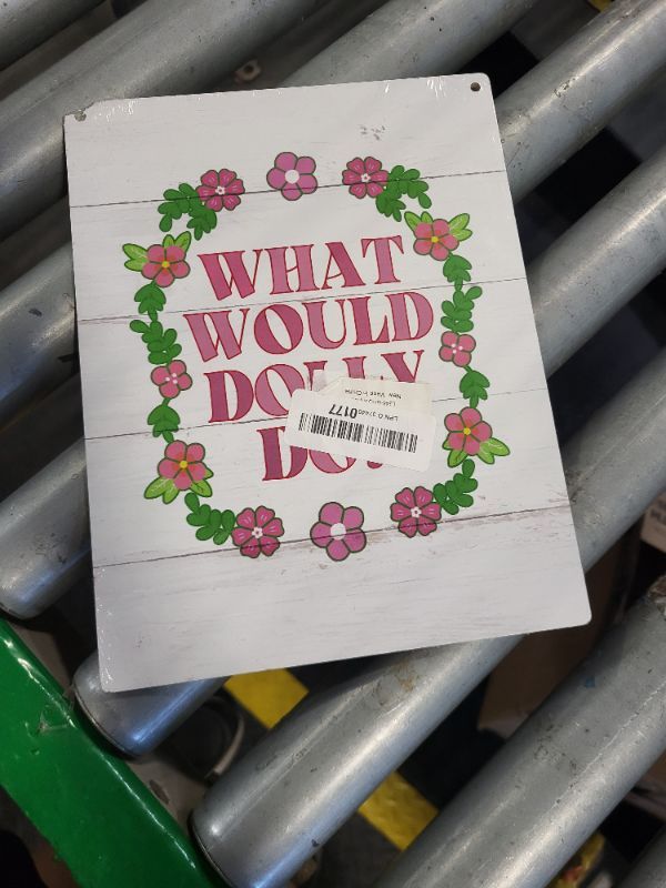 Photo 1 of ***CORNER DAMAGED***What would Dolly Do? Decor Sign, Dolly Parton Wall Art Decor, Hanging Printed Wall Plaque Wood Signs, Home Office Decor, Retro Vintage Wall Art 10X7.8inch