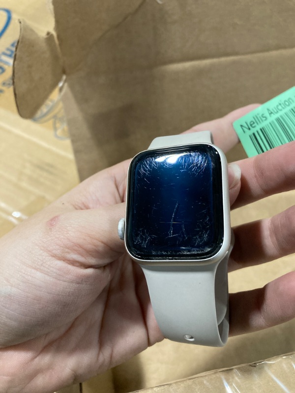 Photo 1 of ***ICLOUD LOCKED,PARTS ONLY***
Apple Watch SE 2nd Gen (GPS, 40mm) - Starlight Case with Starlight Sport Band S/M (Renewed)