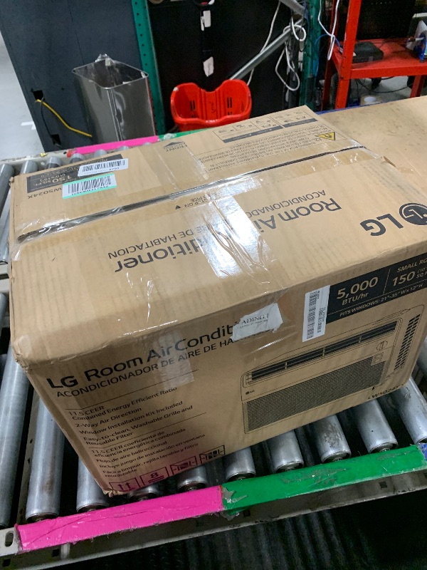 Photo 1 of ***PARTS ONLY***LG LW5024X Window Air Conditioner, for Small Room (150 Sq.Ft), Quiet Operation, 115V, 5,000 BTU, White