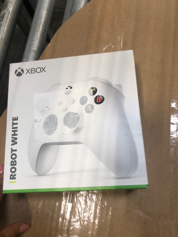 Photo 1 of Xbox Wireless Controller – White