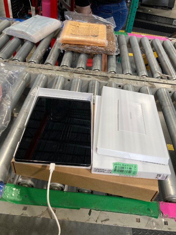 Photo 1 of ** USE FOR PARTS**
Samsung Galaxy Tab A9+ Tablet 11” 64GB Android Tablet, Big Screen, Quad Speakers, Upgraded Chipset, Multi Window Display, Slim, Light, Durable Design, US Version, 2024, Graphite