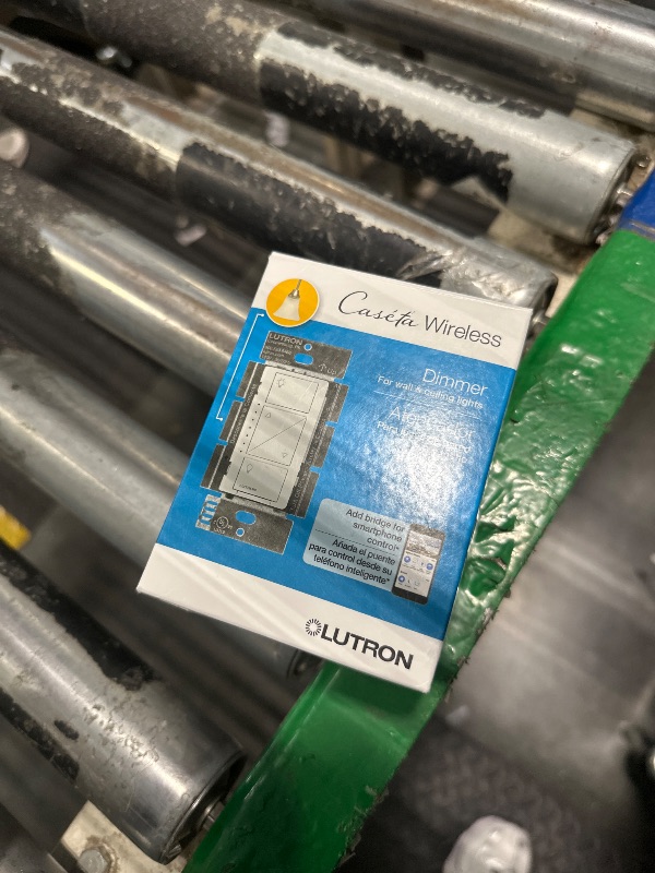 Photo 1 of 150W WHT SP/3WY Dimmer