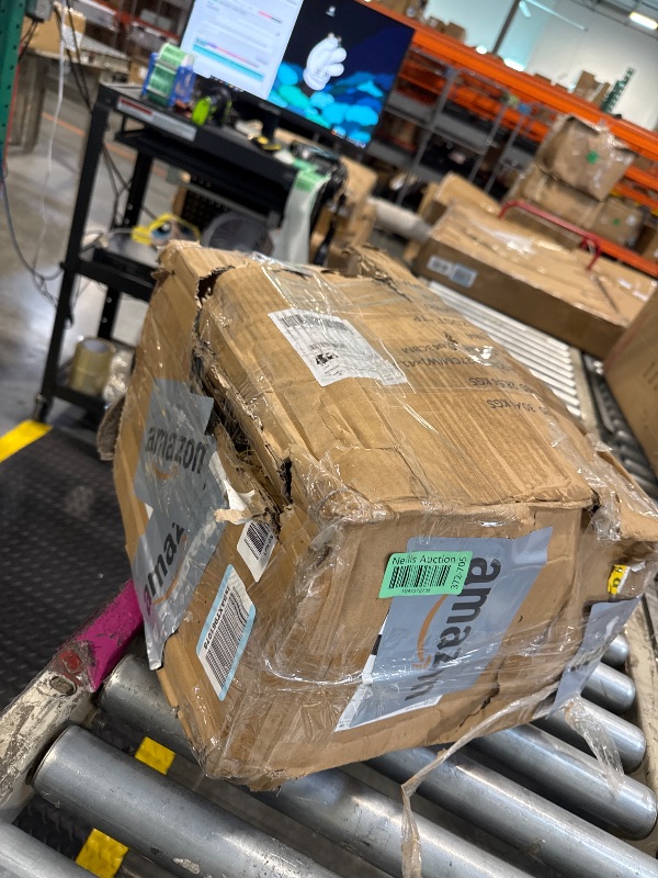 Photo 1 of Amazon Basics Neoprene Dumbbell Hand Weights, Rack with 3 Pairs (5, 10, and 15 Pounds), Green/Blue/Grey