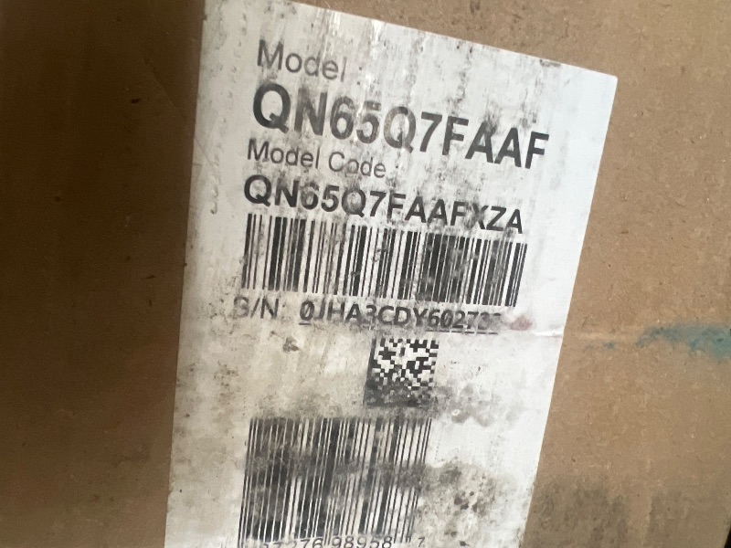Photo 1 of *** BROKEN SCREEN FINAL SALE NO RETURNS FOR PARTS ONLY ****SAMSUNG 65-Inch Class QLED Q7F Series Samsung Vision AI Smart TV (2025 Model, 65Q7F) Quantum HDR, Object Tracking Sound Lite, Q4 AI Gen1 Processor, 4K upscaling, Gaming Hub, Alexa Built-in