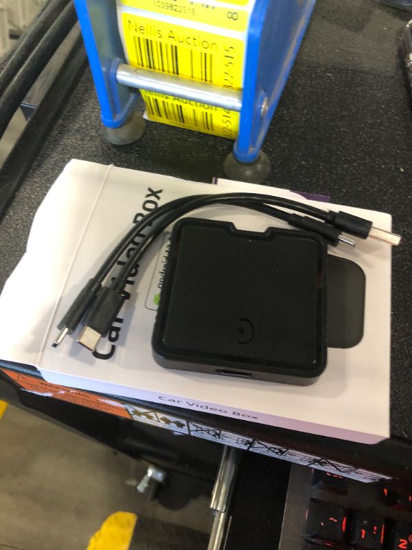 Photo 1 of **USED**
2025 New 4-in-1 Wireless CarPlay Adapter Support Netflix/YouTube/TF, Android Auto & Carplay Adapter with USB-A and USB-C Cables,Convert Wired to Wireless Apple Dongle, Video Box Car Play for iOS 10+