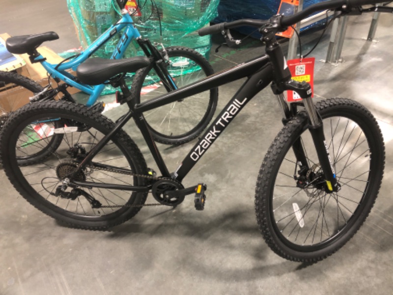 Photo 1 of **SALE NO RETURNS** Schwinn Axum Comp, 29-in. Adult Unisex, Mountain Bike, Medium Frame, Black