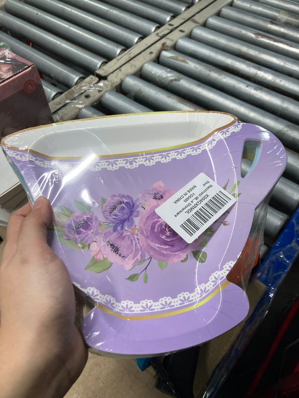 Photo 1 of (Look At Second Picture) Naozinebi 48Pcs Floral Tea Party Plates Tea Party Tableware Set Vintage Flowers Paper Plates for Tea Birthday Party Decoration Wedding Baby Bridal Shower Disposable Dinnerware