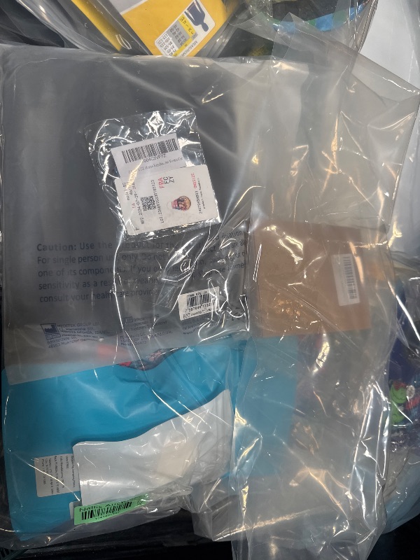 Photo 1 of ***AS IS / NO RETURNS -  FINAL SALE***
***BUNDLED BAG OF  ***
