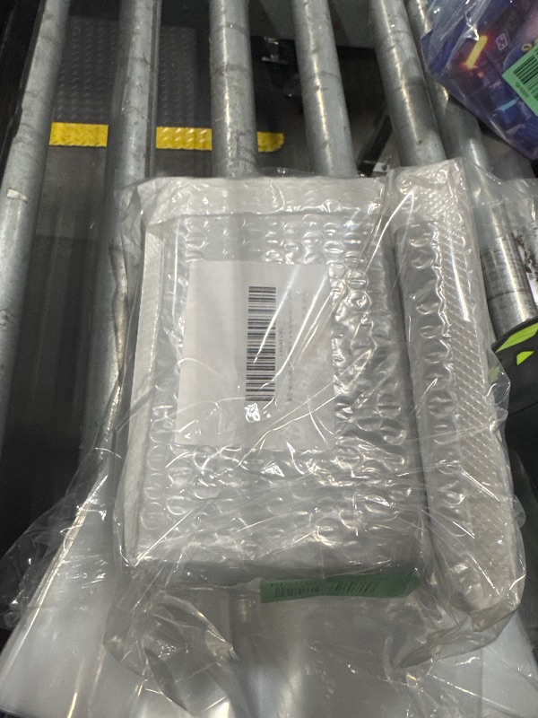 Photo 1 of ***AS IS / NO RETURNS -  FINAL SALE***
***BUNDLED BAG OF  ***
