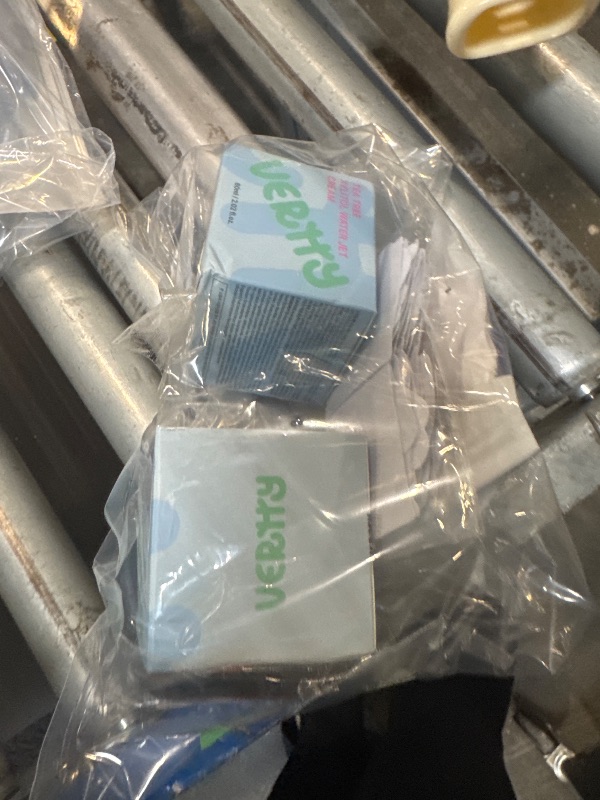 Photo 1 of ***AS IS / NO RETURNS -  FINAL SALE***
***BUNDLED BAG OF  ***
