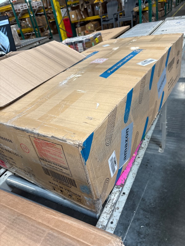 Photo 1 of !!!!PARTIAL SET-THIS IS BOX 3 OF 3-MISSING BOXES 1 & 2!!!!!
JUMMICO 79” Sectional Sofa Modern Deep Couch, Loveseat Chenille Fabric Modular Sofa Sleeper Comfy for Living Room/Bedroom/Apartment (White, Loveseat Sofa)