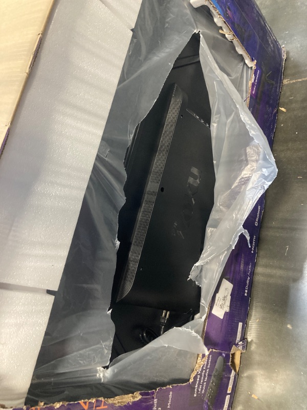 Photo 1 of ***SOLD FOR PARTS ONLY***Roku Smart TV 2025 – 55-Inch Select Series, 4K HDR TV – Roku TV with Enhanced Voice Remote – Flat Screen LED Television with Wi-Fi for Streaming Live Local News, Sports, Family Entertainment